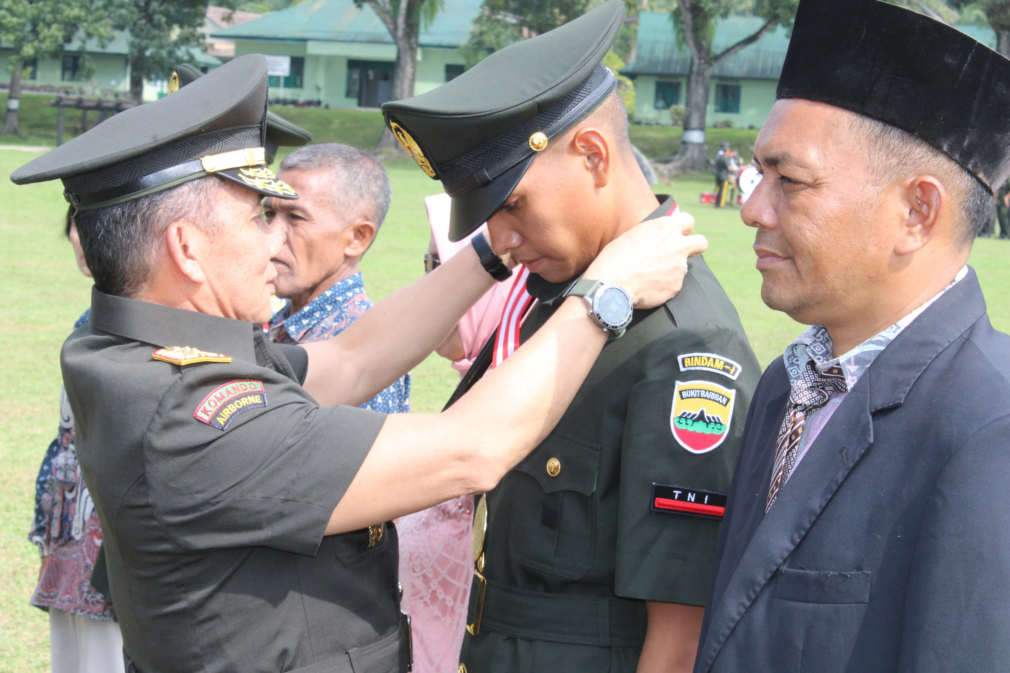 Dandim 0207/ Simalungun Hadiri  Penutupan Prodi Pendidikan Pertama Tamtama TNI AD TA. 2024 di Rindam I/BB