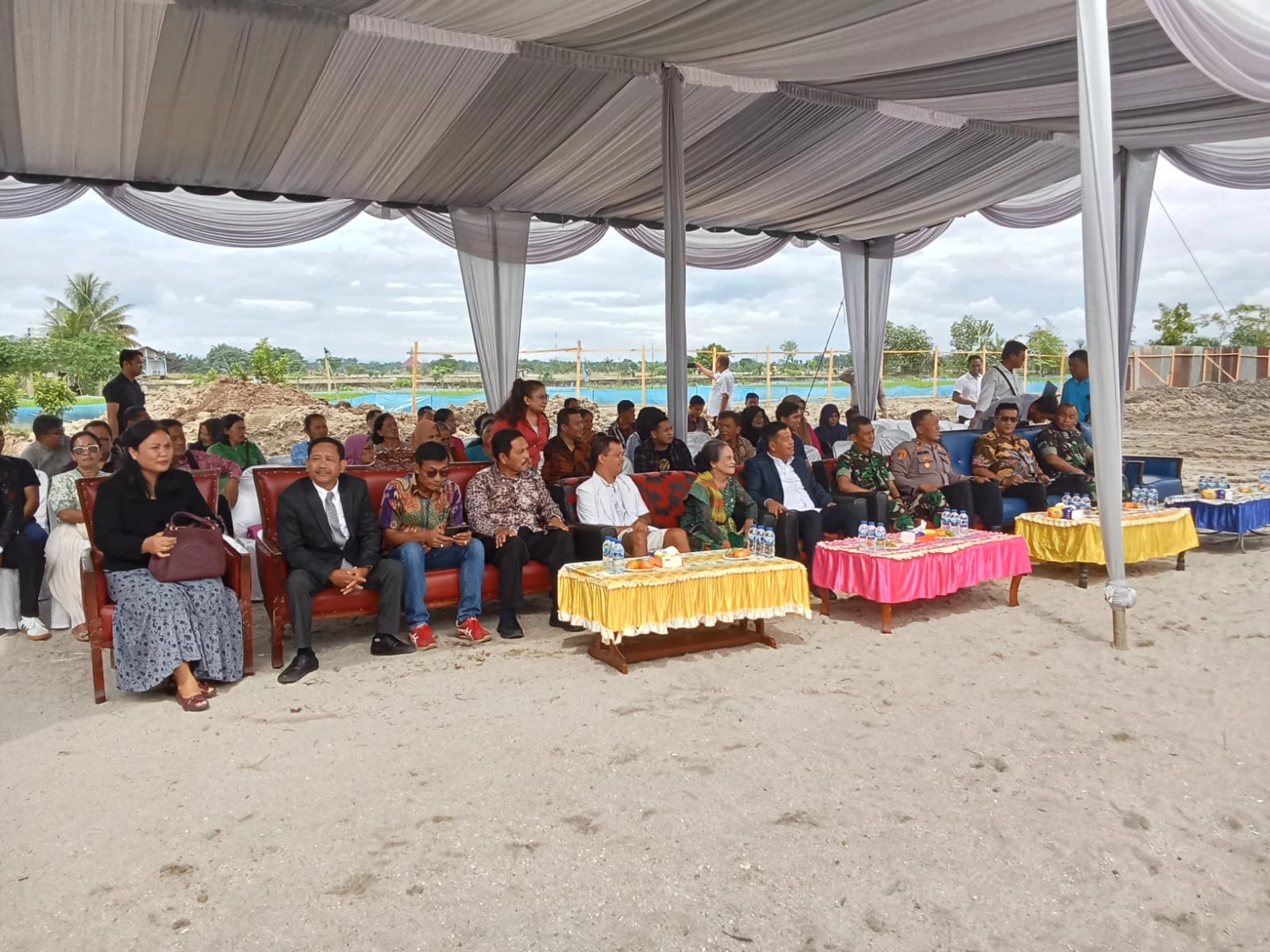 Mewakili Dandim 0207/Simalungun, Danramil 10/Tanah Jawa Hadiri Peletakan Batu Pertama Pembangunan Rumah Sakit Anugerah.