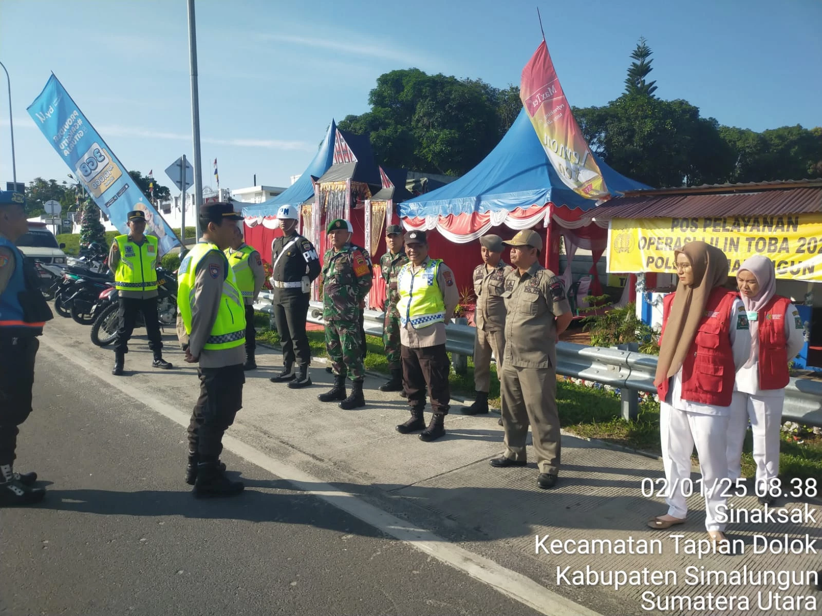 Babinsa Melaksanakan Kegiatan OPS YAN Operasi Lilin Toba 2024 di Pos Yan I Sinaksak