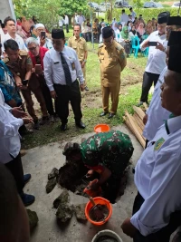 Hadiri Peletakan Batu Pertama, Ini Harapan Babinsa Koramil 17/Sidamanik, Pada Pembangunan Masjid Al Barokah Iklas