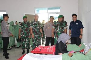 Puluhan Anggota dan Persit Kodim 0207/Simalungun  Donor Darah Dalam Rangka Menyambut HUT ke-79 TNI